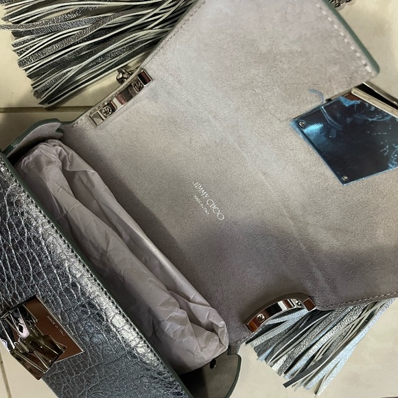 JIMMY CHOO 🤍, Lockett Petite Mug Platinum - Picture 14 of 17